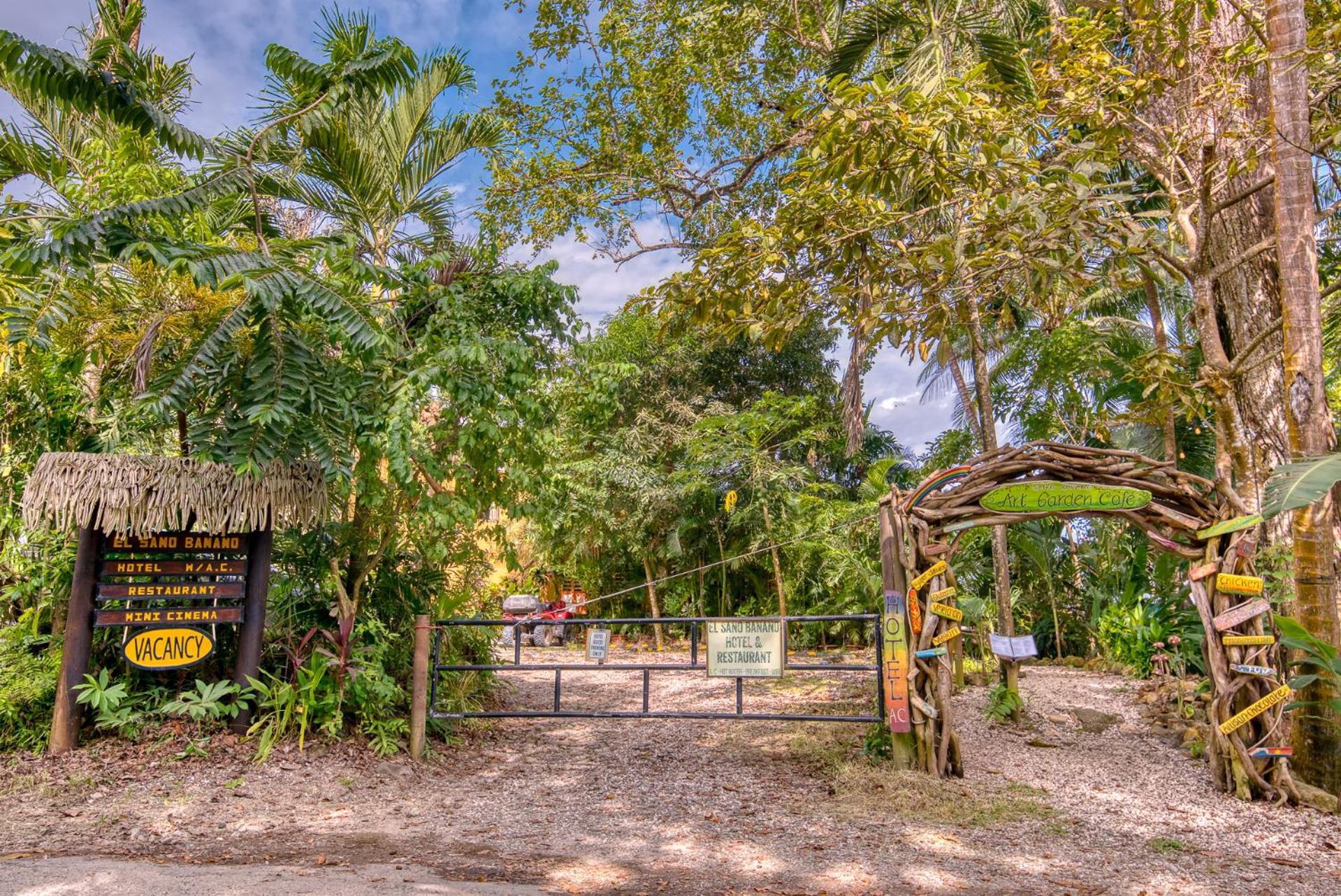 El Sano Banano Beachside Hotel Montezuma Exterior foto