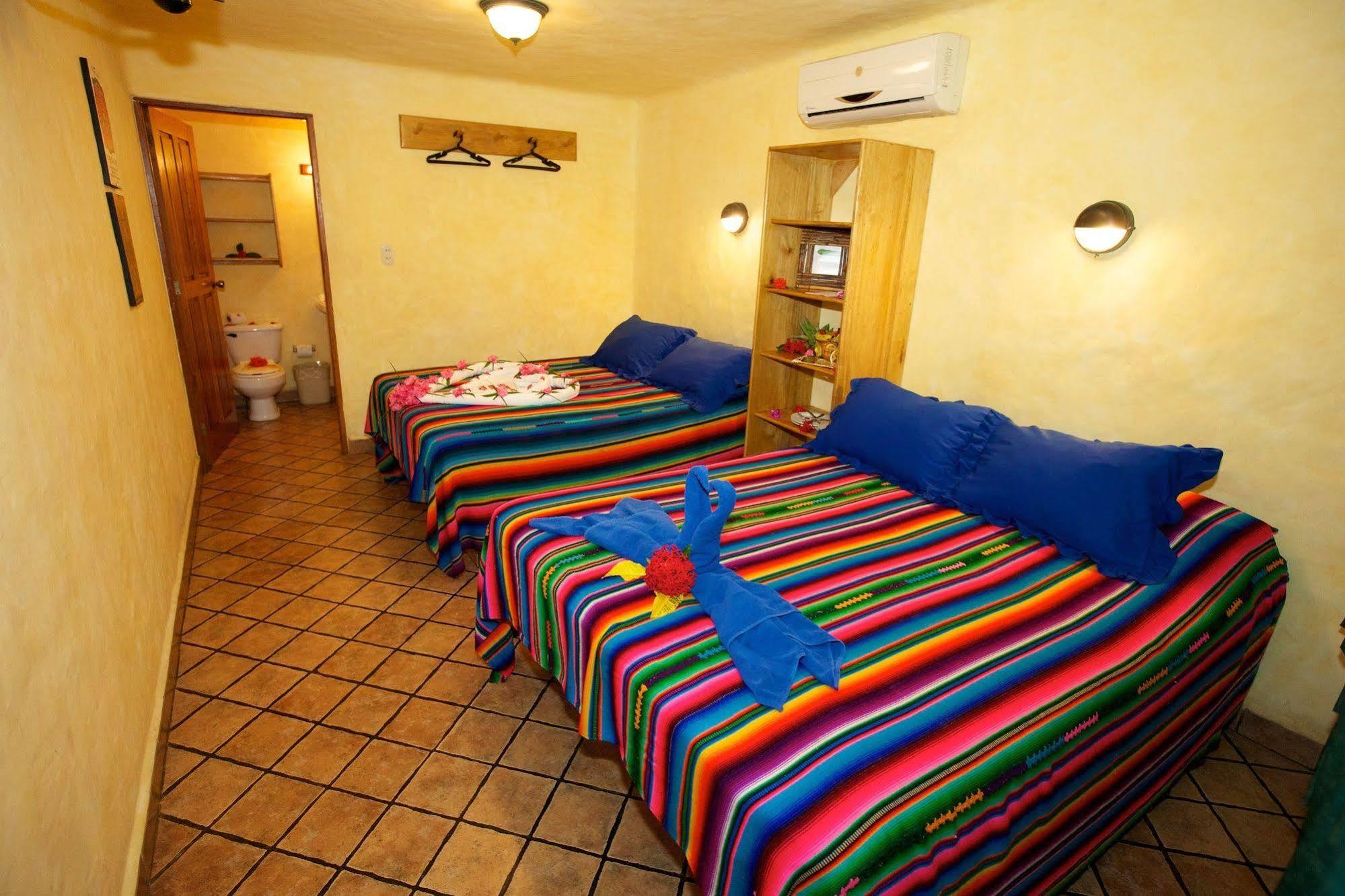 El Sano Banano Beachside Hotel Montezuma Exterior foto